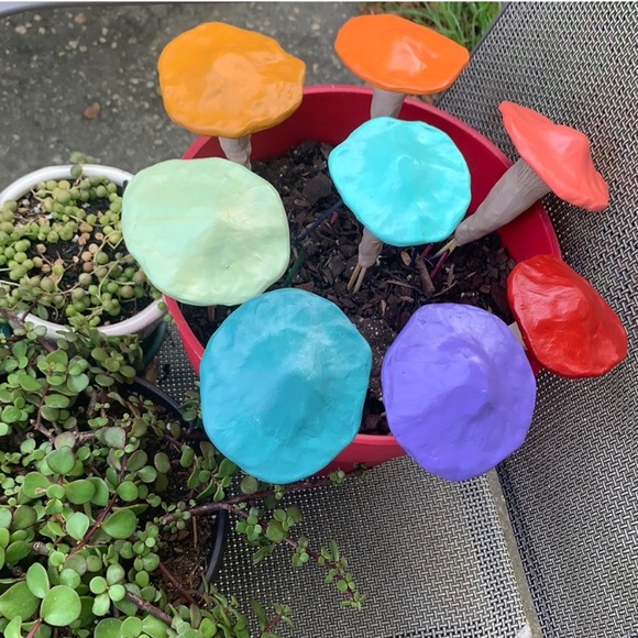 Set of 3 MUSHROOM π GARDEN FLOWER PLANT POT STAKES - Picture 12 of 12